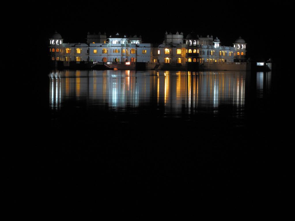 Juesta Lake Nahargarh Palace, Chittorgarh Parsoli Экстерьер фото